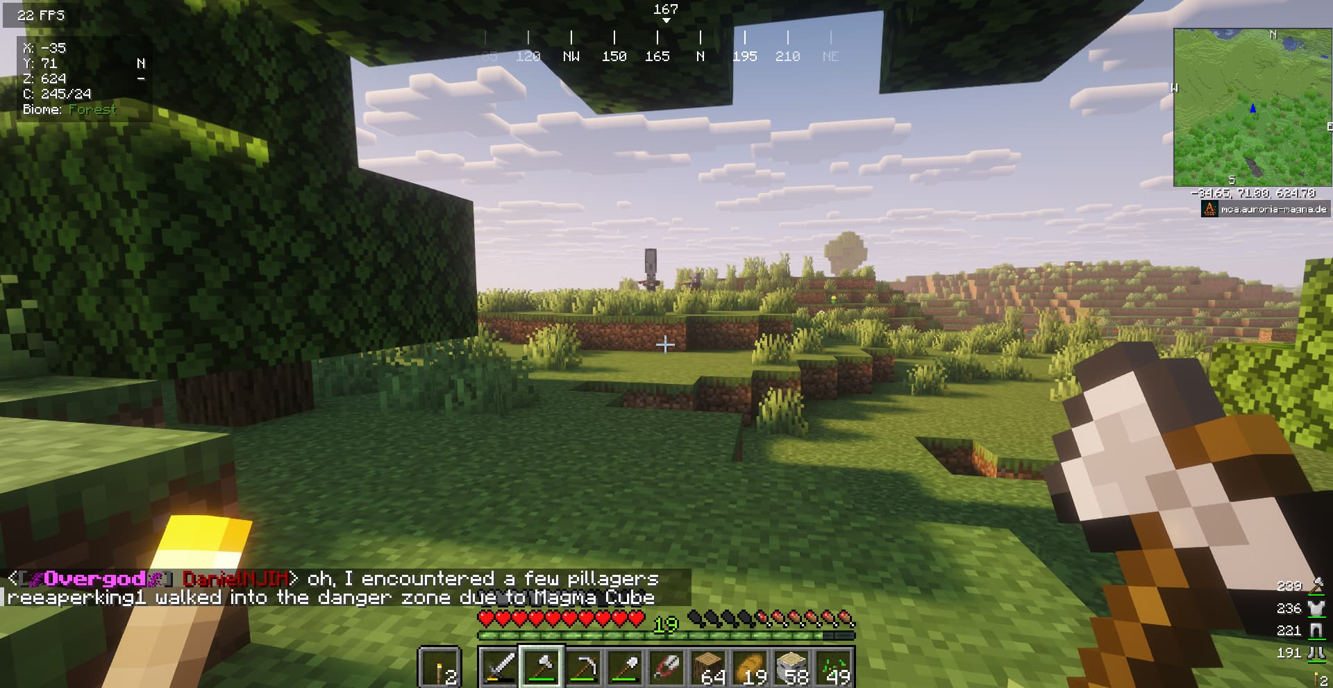Auroria-Magna-Survival-Server, Spieloberfläche und Chat — Originalscreenshot aus dem privaten Archiv